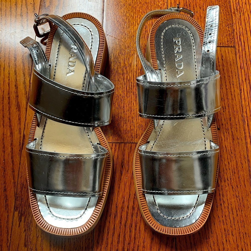PRADA silver patent leather double banded metallic sandals sz 7 - Picture 10 of 12